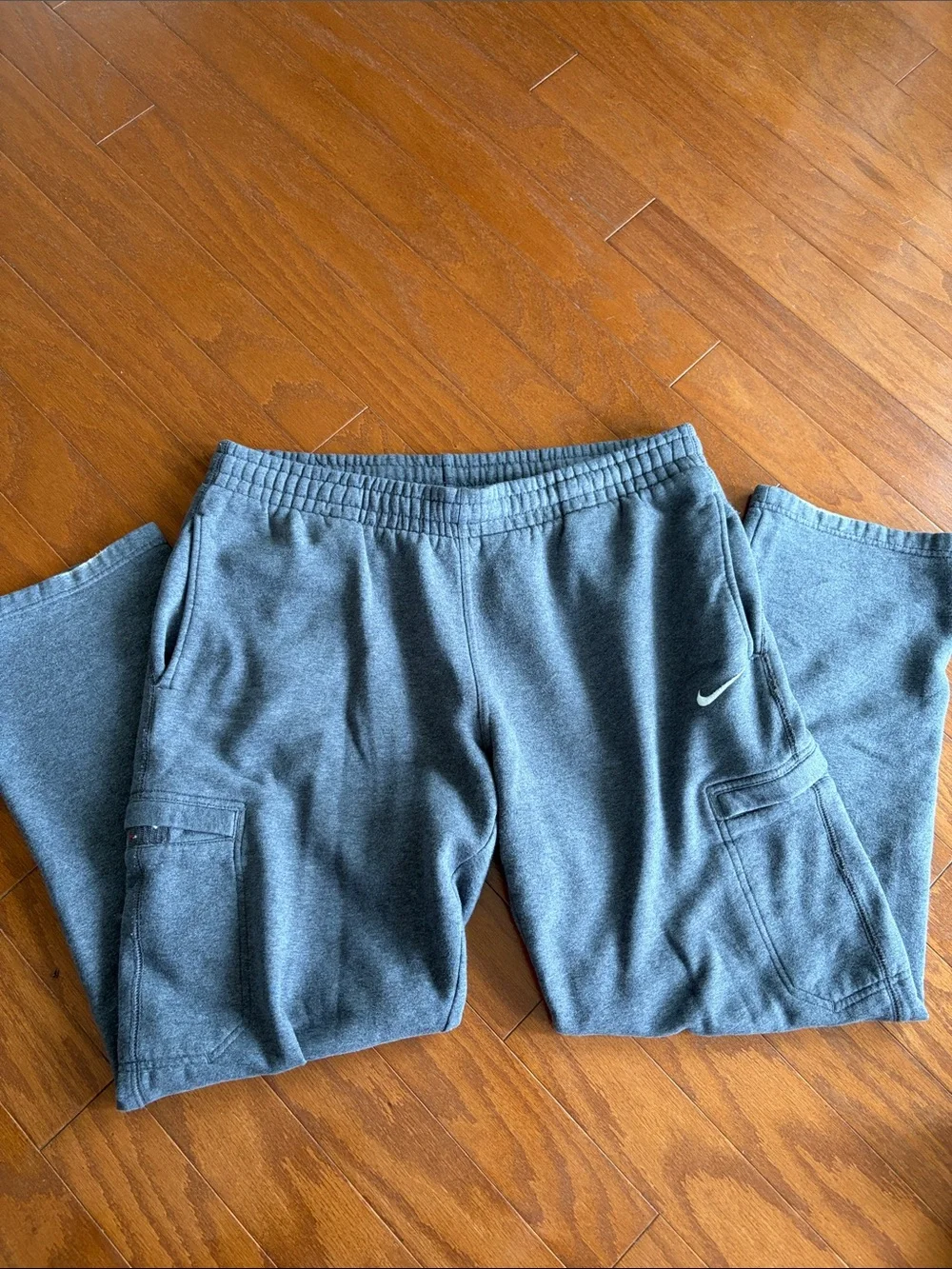 Nike Charcoal Gray Men's Cargo Sweatpants with Swoosh